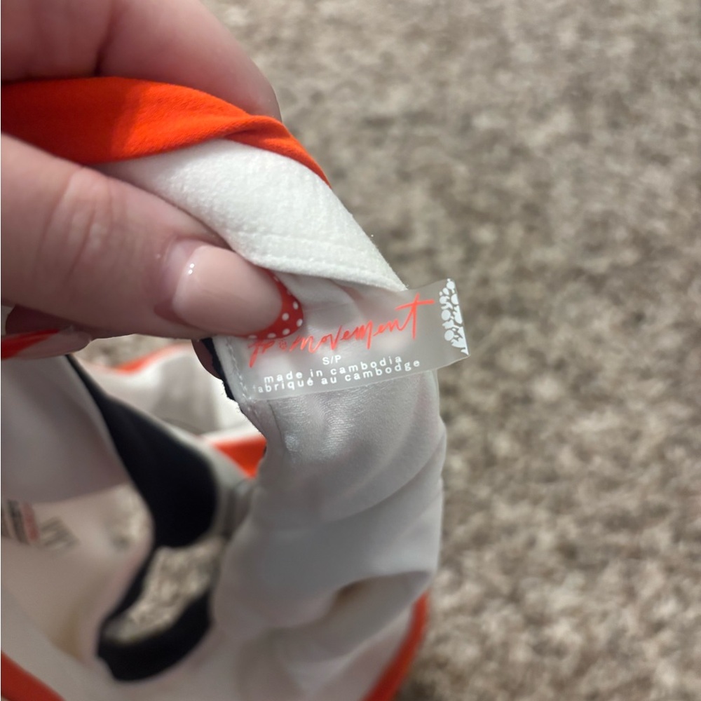 Colorblock Sports Bra - Picture 5 of 5